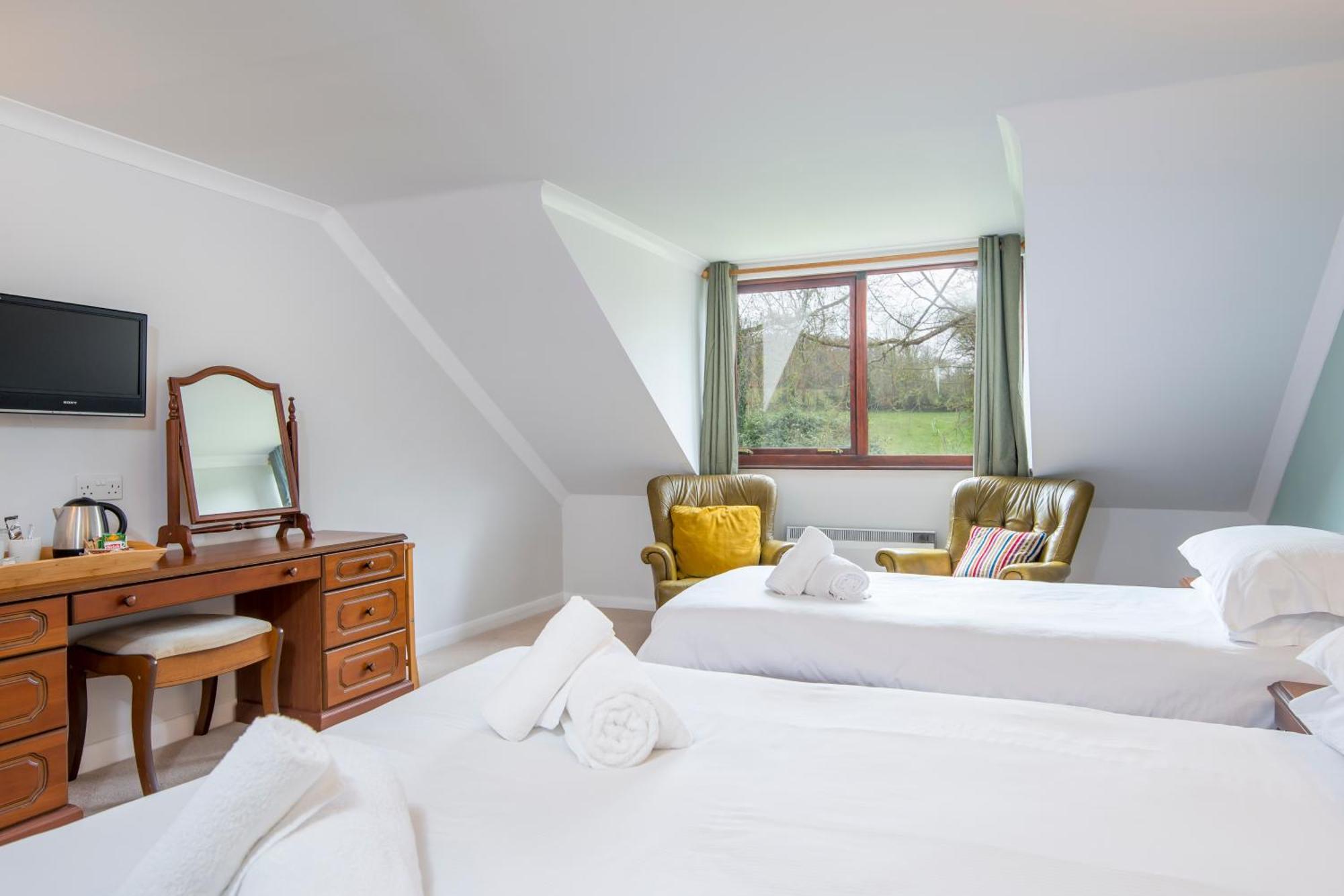 Trewern Arms Hotel Nevern Εξωτερικό φωτογραφία